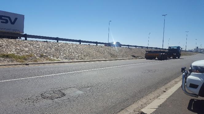 To Let commercial Property for Rent in Paarden Eiland Western Cape